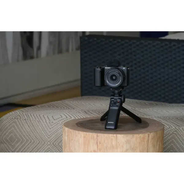 Цифровий фотоапарат Sony Alpha ZV-E10M2 kit 16-50mm Black (ZVE10M2KB.CEC)