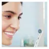 Електрична зубна щітка Oral-B Pro Series 1 D305.513.3X BK типу 3791+ чохол Travel Edition